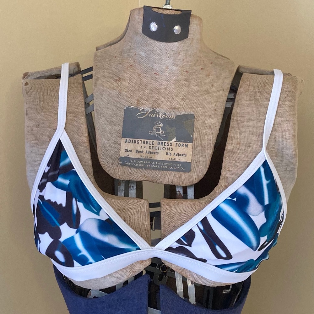 Tropical bikini top